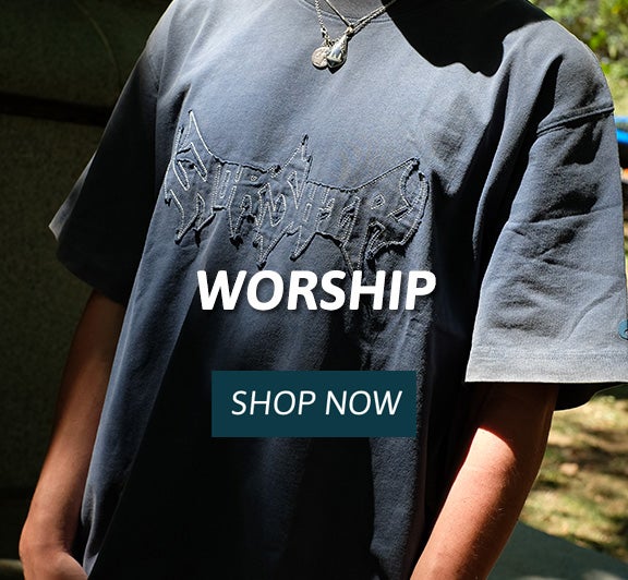 S/Double Script Stack Tee in Washed Brown | Boardertown