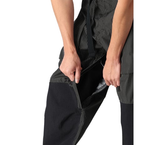 686 Ghost 2.5L Pant in Black Grid Colorblock