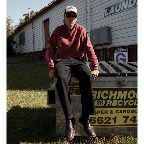 Afends Quartz Zip Recycled Ragland Quarter Zip Crew in Burgundy