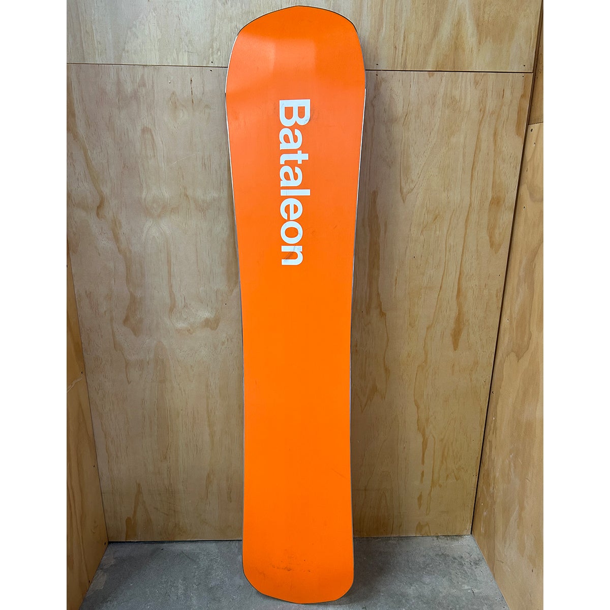 Bataleon Party Wave Snowboard 2026 Ex Demo in 154 Boardertown