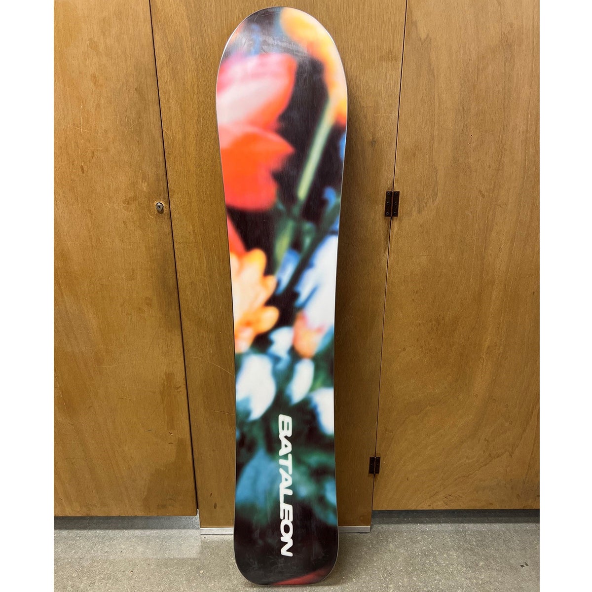 Bataleon Tornado x Beyond Medals Snowboard 2026 Ex Demo in 156 