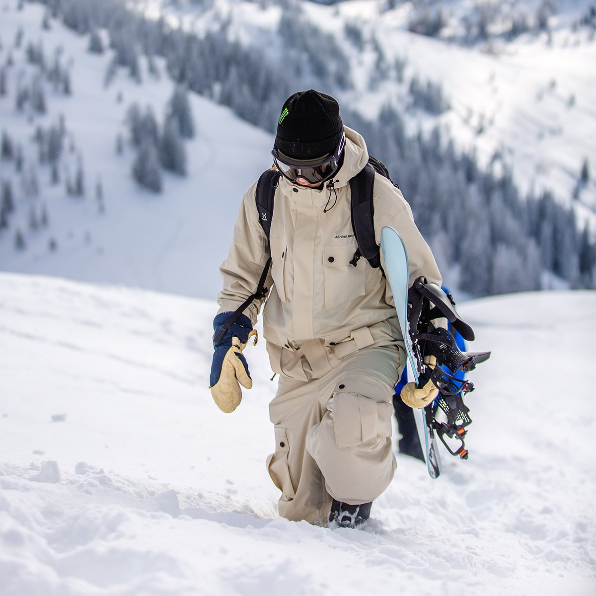 Beyond Medals 2L Cargo Jacket in Beige | Boardertown