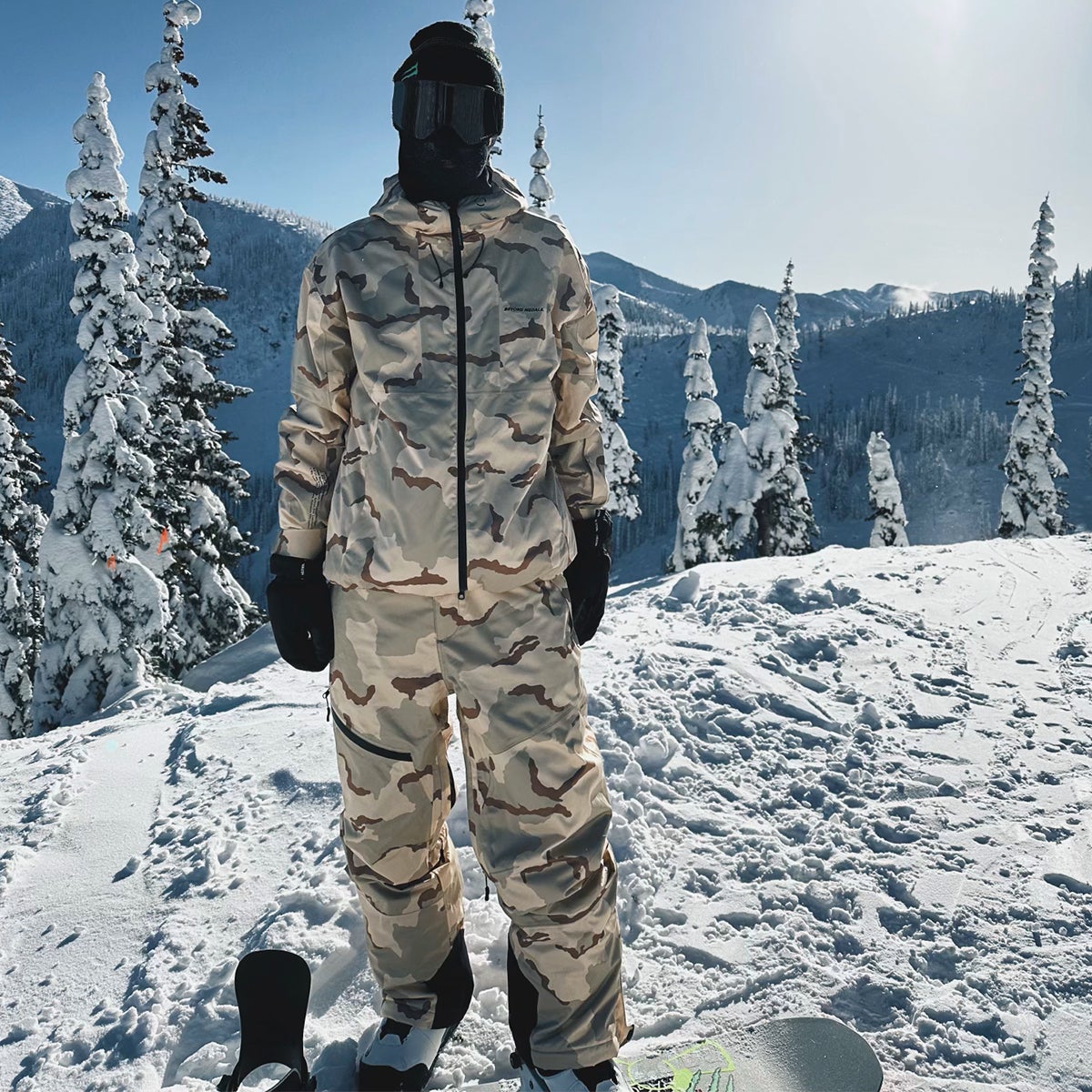 Desert Camo Snow Camo Snowboard Pants Beyond Medals 2L Full Zip