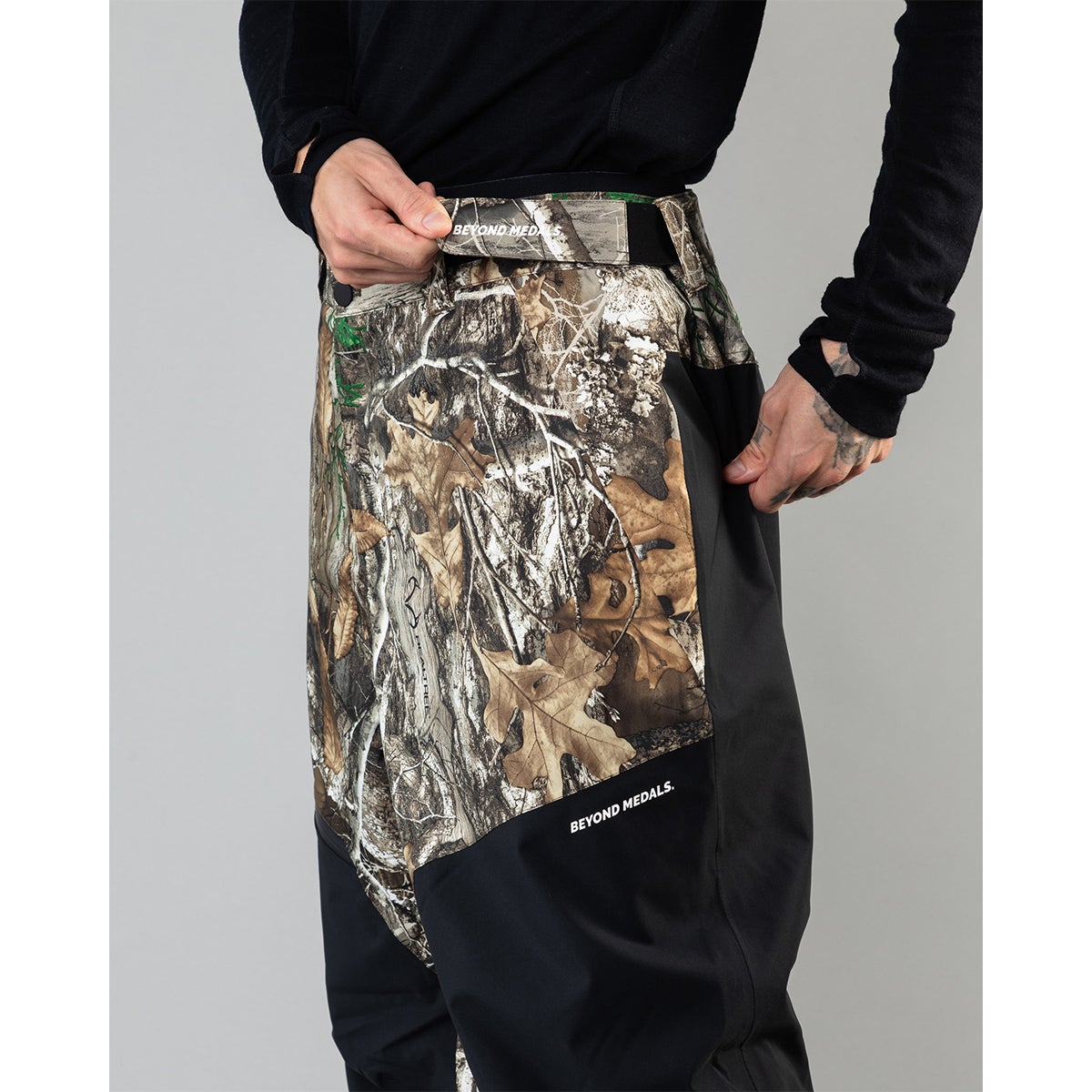 Beyond Medals Zip 2L x Realtree Camo Pant in Realtree | Boardertown