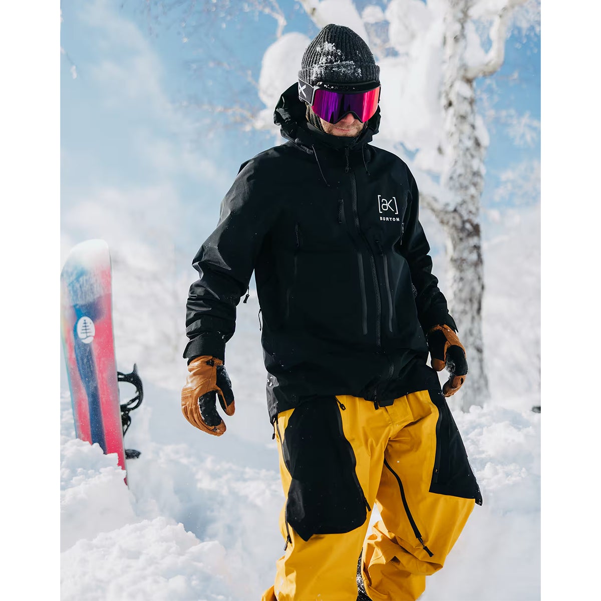 Burton [ak] Acamar GORE-TEX PRO 3L Jacket in True Black | Boardertown