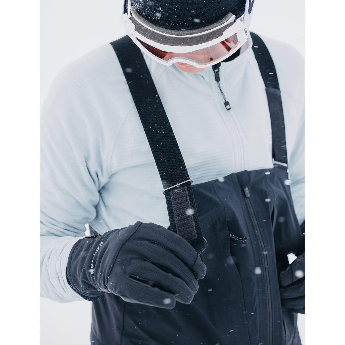 Burton [ak] Freebird Gore-Tex 3L Stretch Bib Pants in True