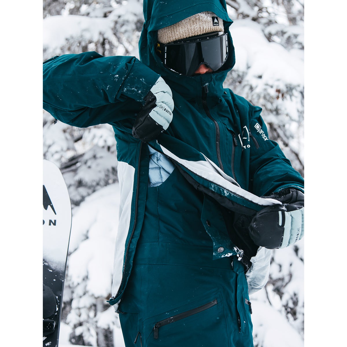 Burton [ak] Gore-Tex Velocity 2L Anorak Jacket in Deep