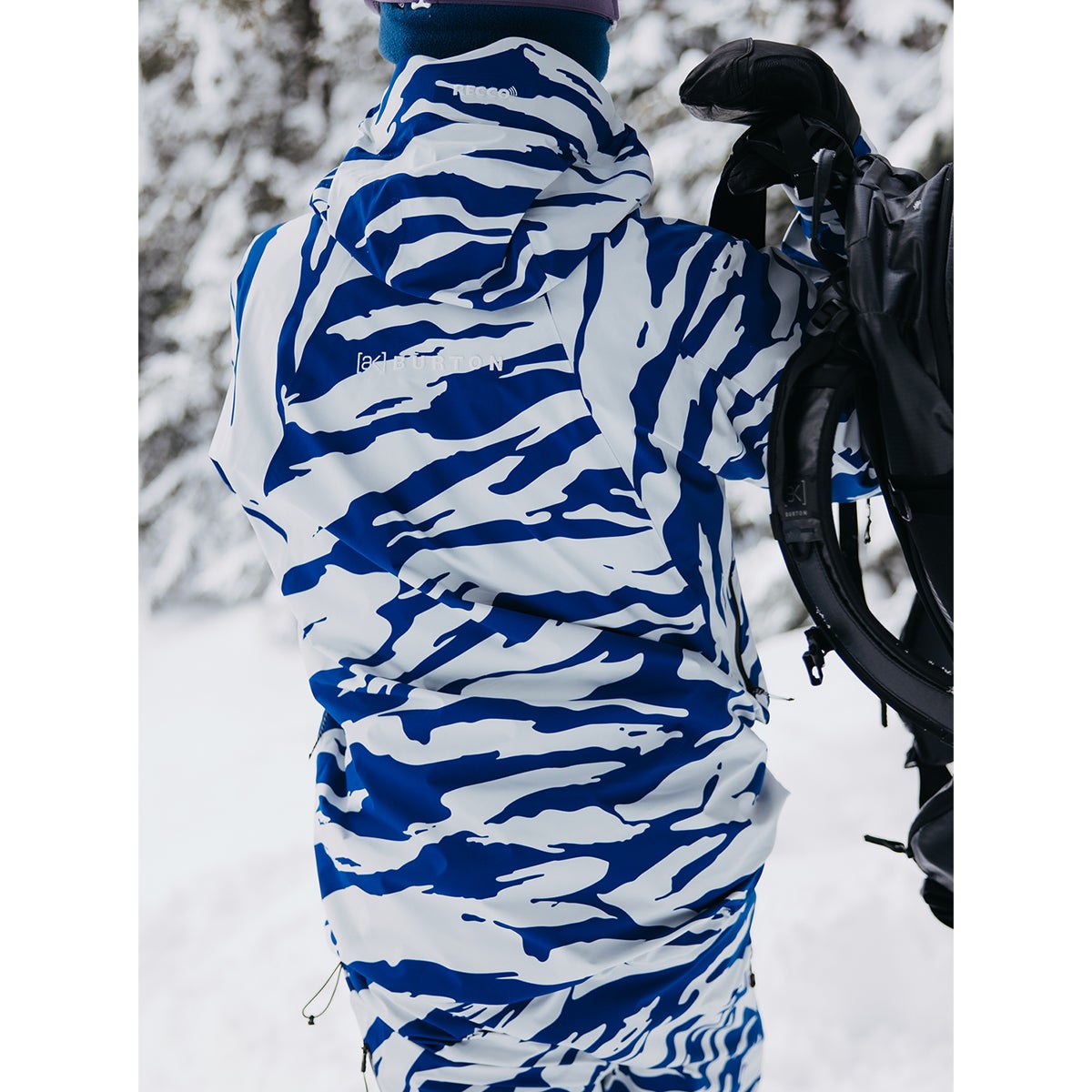 Burton [ak] Tuvak Gore-Tex 3L C-Knit Jacket in Oversized Zebra