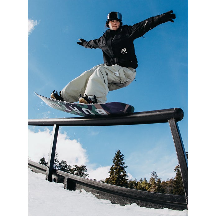 Burton Barkeeper Snowboard Ltd in Multi