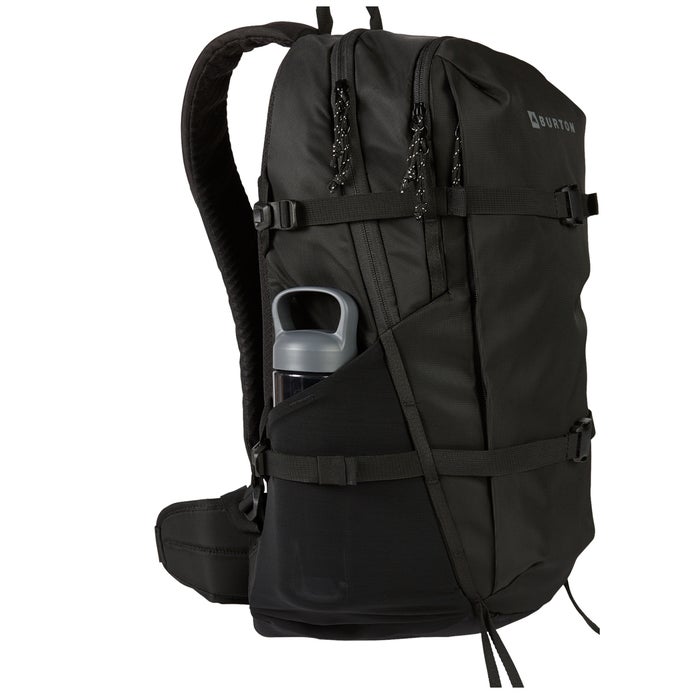 Burton Day Hiker 30L Backpack in True Black