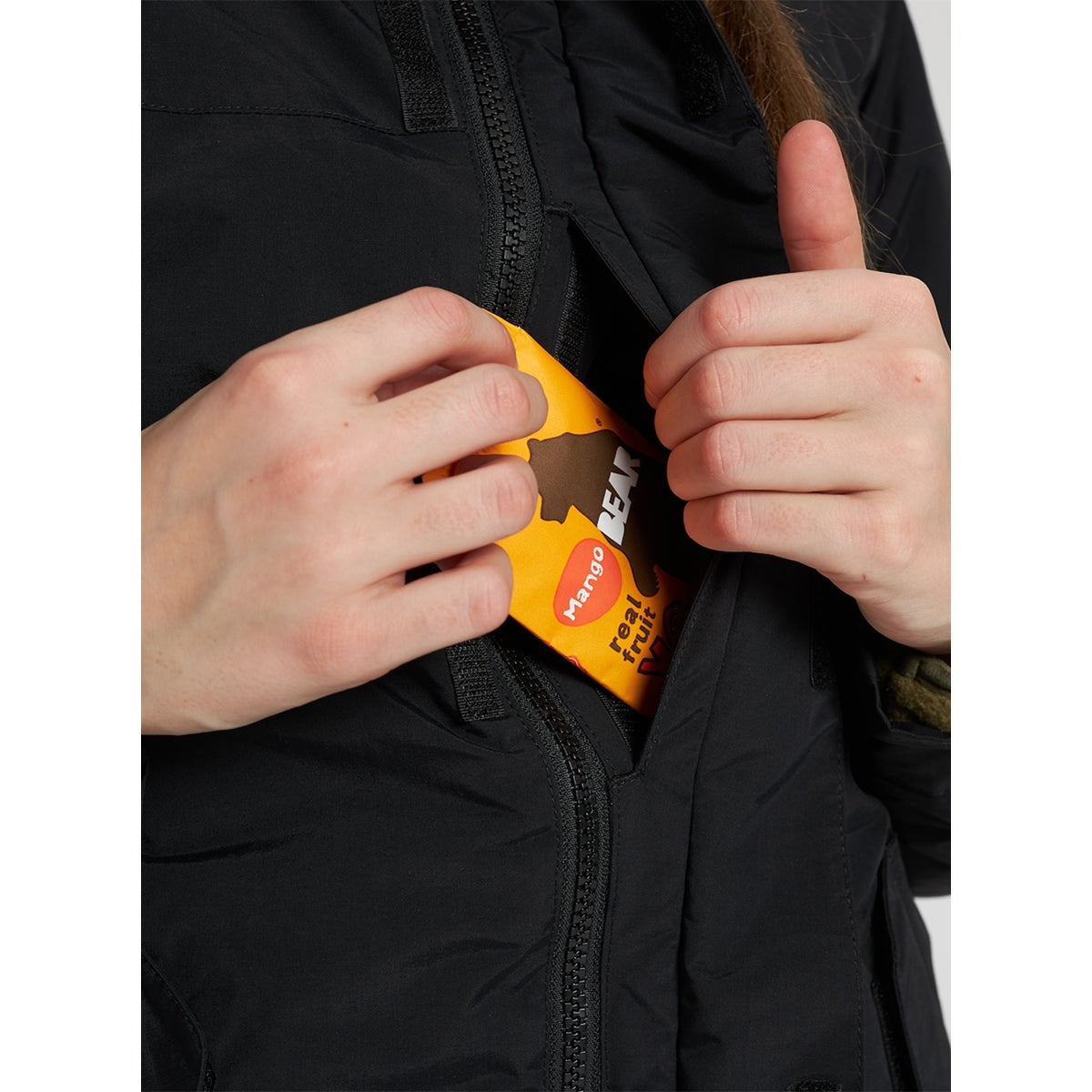 Burton Girls Elodie 2L Jacket in True Black | Boardertown