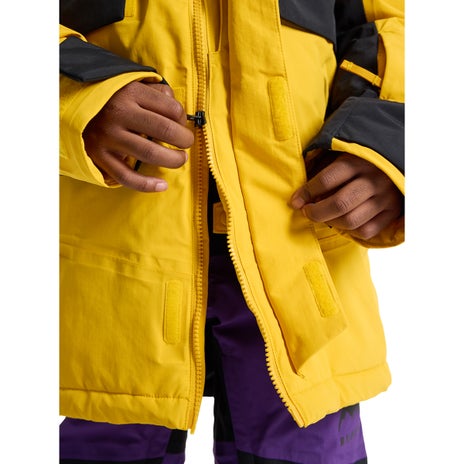 Burton Kids' Ascutney 2L Jacket in Goldenrod/True Black