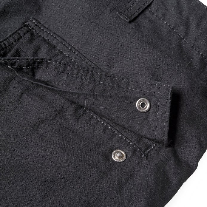 Carhartt WIP Regular Cargo Pant in Black Rinsed
