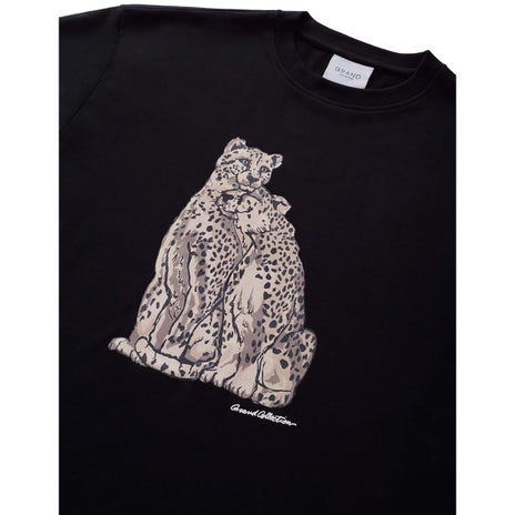 Grand Snow Leopard Tee in Black