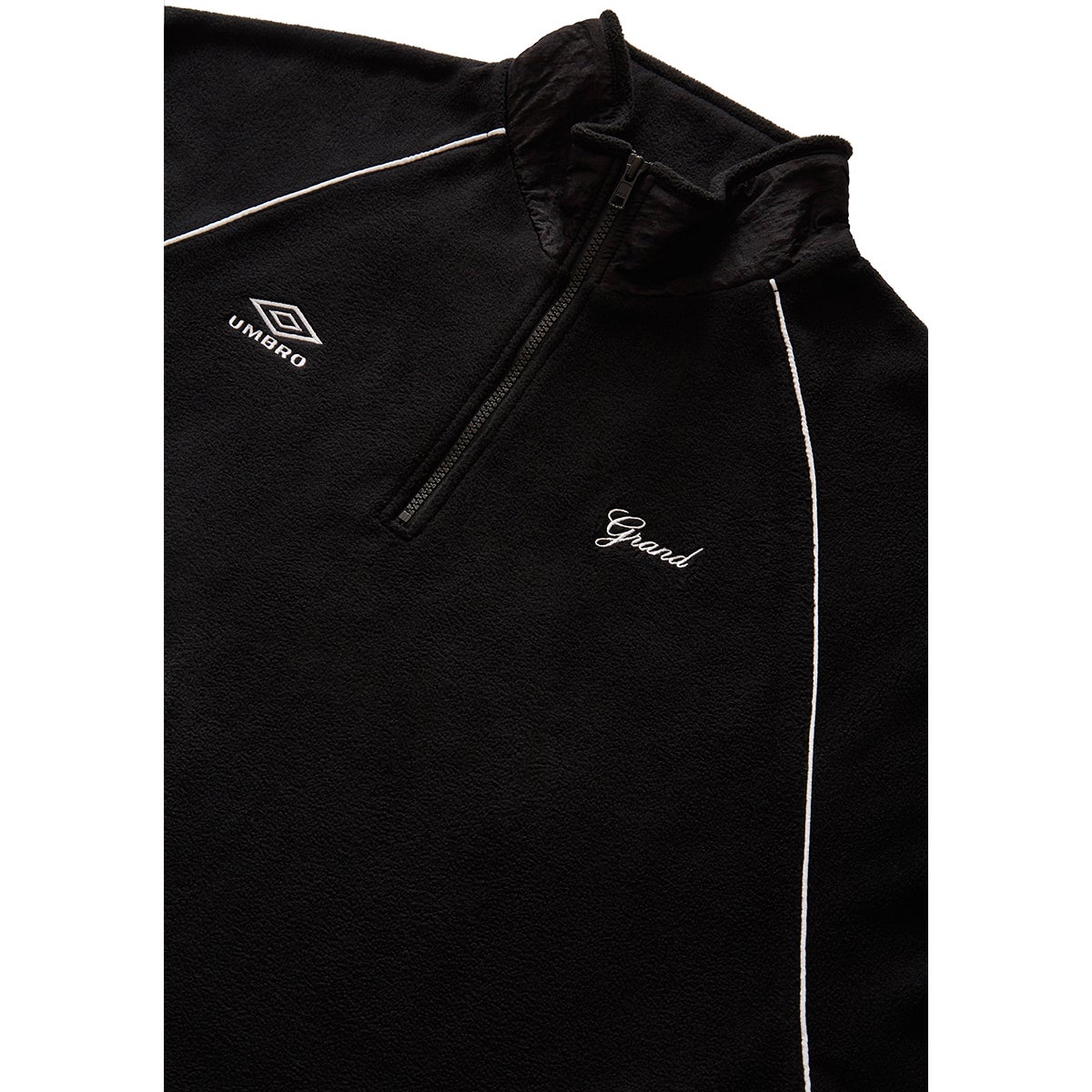 Grand X Umbro Fleece Pullover in Piping Black | Boardertown