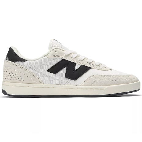 NB Numeric 440 V2 Shoe in Sea Salt/Black