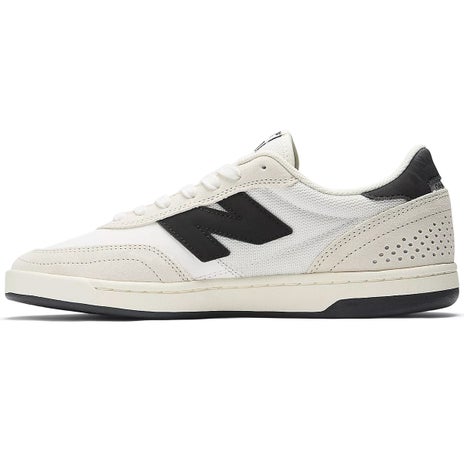 NB Numeric 440 V2 Shoe in Sea Salt/Black