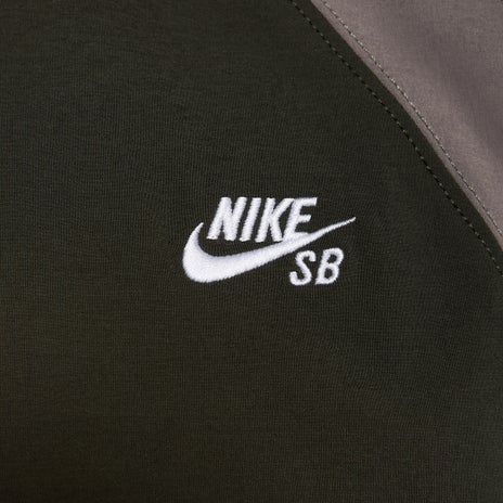 Nike Full Zip Woven Jacket in Sequoia/Cave Stone/White