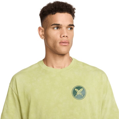 Nike M90 OC Yuto Tee in Olive Aura/Dusty Olive
