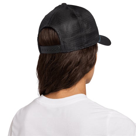 Nike Rise Trucker Cap in Black/Black/University Blue