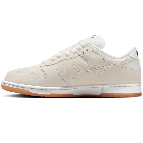 Nike SB Dunk Low Pro B Shoe in Pale Ivory/White