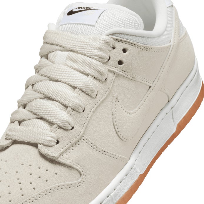 Nike SB Dunk Low Pro B Shoe in Pale Ivory/White