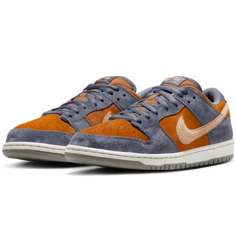 Nike SB Dunk Low Pro Light Carbon Monarch Shoe in Carbon/Sesame/Monarch