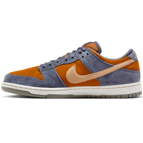 Nike SB Dunk Low Pro Light Carbon Monarch Shoe in Carbon/Sesame/Monarch