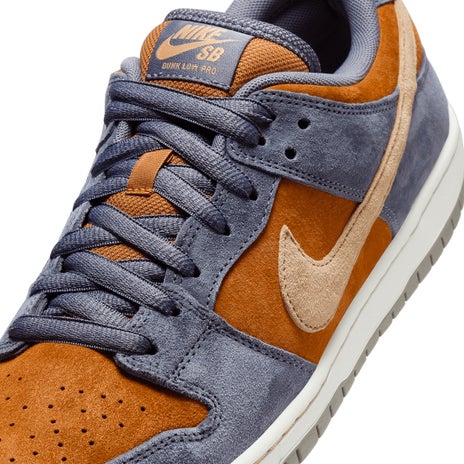 Nike SB Dunk Low Pro Light Carbon Monarch Shoe in Carbon/Sesame/Monarch