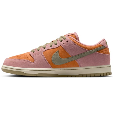 Nike SB Dunk Low Pro Shoe in Red Stardust/Neutral Olive/Monarch