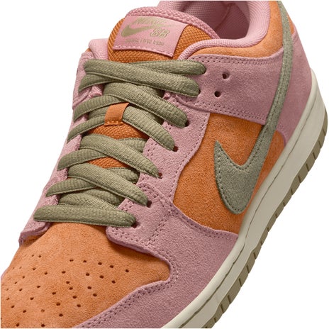 Nike SB Dunk Low Pro Shoe in Red Stardust/Neutral Olive/Monarch