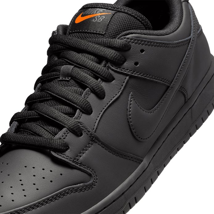 Nike SB Dunk Low Pro Triple Black Shoe in Black/Black/Black