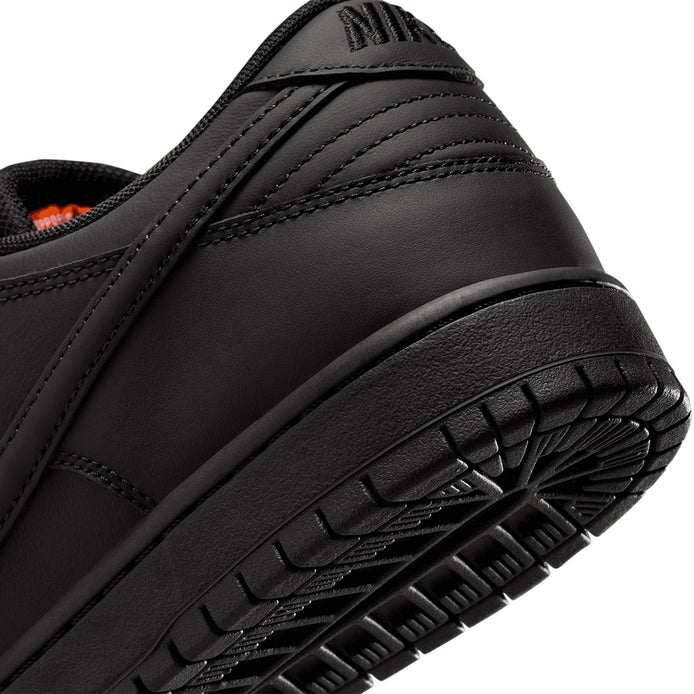 Nike SB Dunk Low Pro Triple Black Shoe in Black/Black/Black