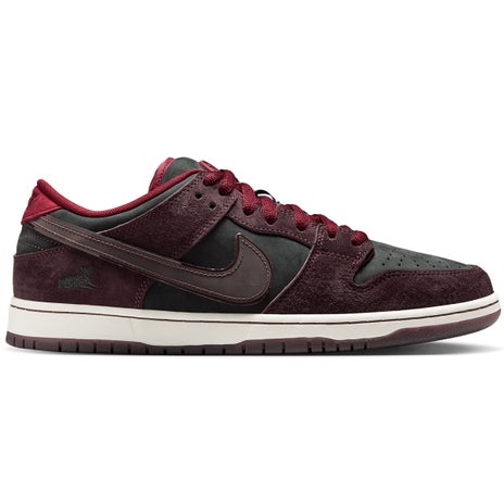 Nike SB Dunk Low Pro x Riot Shoe in Mahogany/Team Red