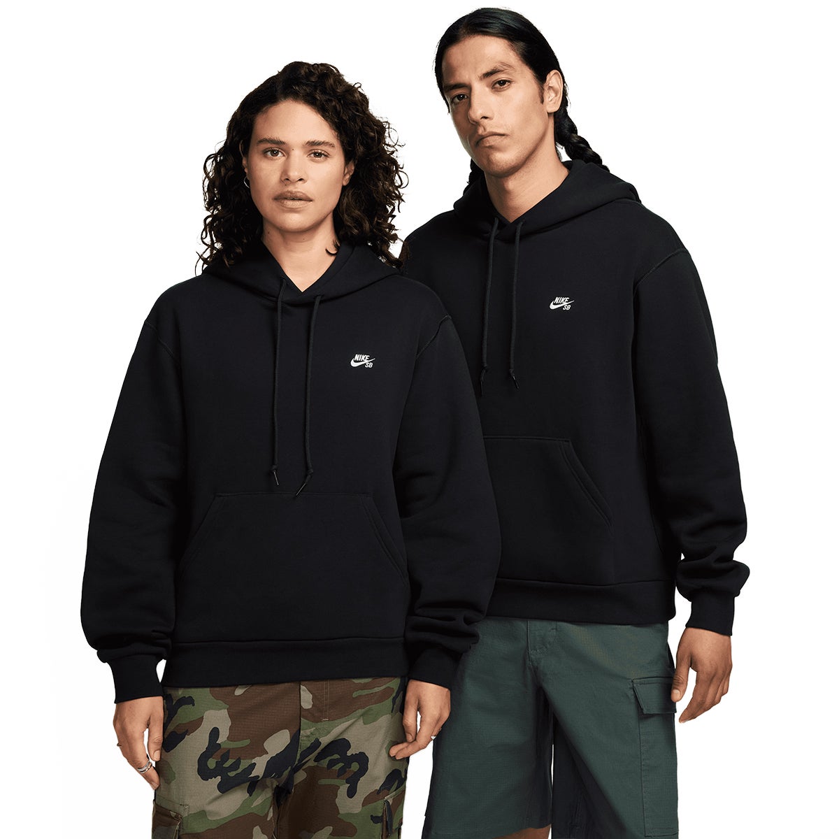 Nike SB Fleece Pullover Essential Logo Hood in Black/White