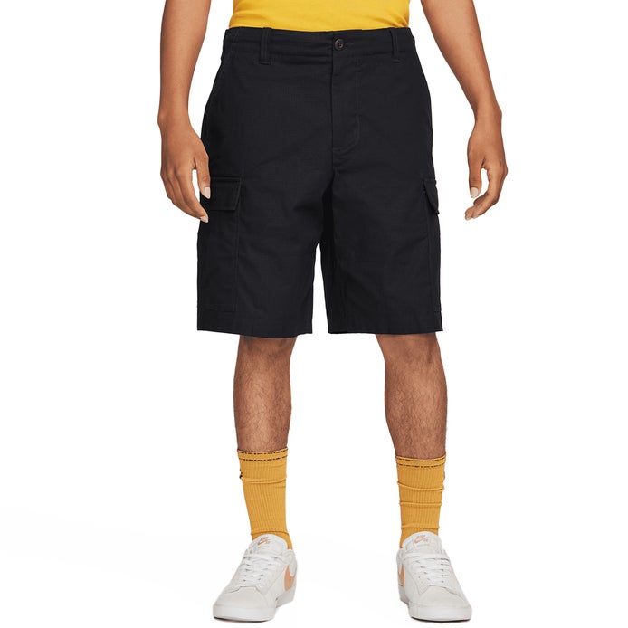 Nike SB Kearny Cargo Short in Black