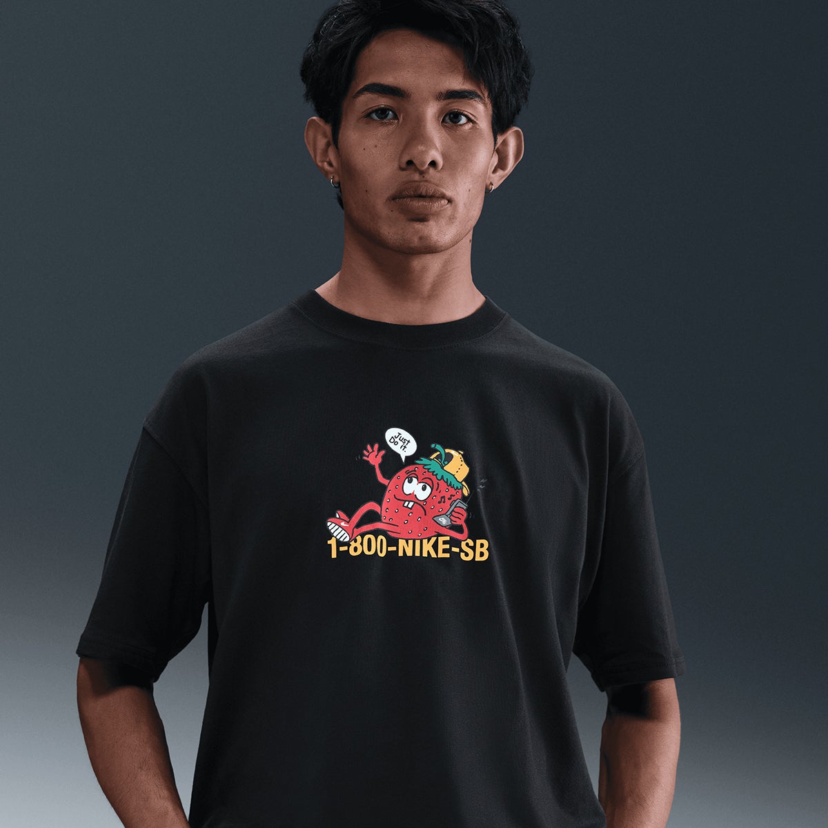 ★Nike SB M90 Flip Phone  Tシャツ関税込★ SB M90 OC FLIP PHO S/S Tシャツ｜Alpen Online