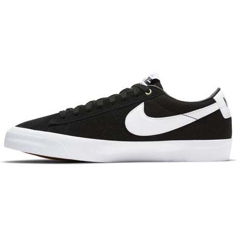 Nike SB Zoom Blazer Low GT Shoe in Black/White/Gum