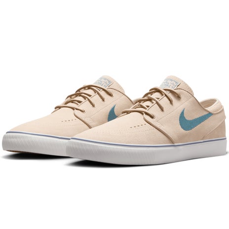 Nike SB Zoom Janoski OG+ Shoe in Sanddrift/Smokey Blue/Thunder Blue