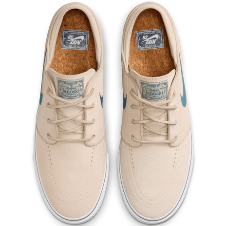 Nike SB Zoom Janoski OG+ Shoe in Sanddrift/Smokey Blue/Thunder Blue