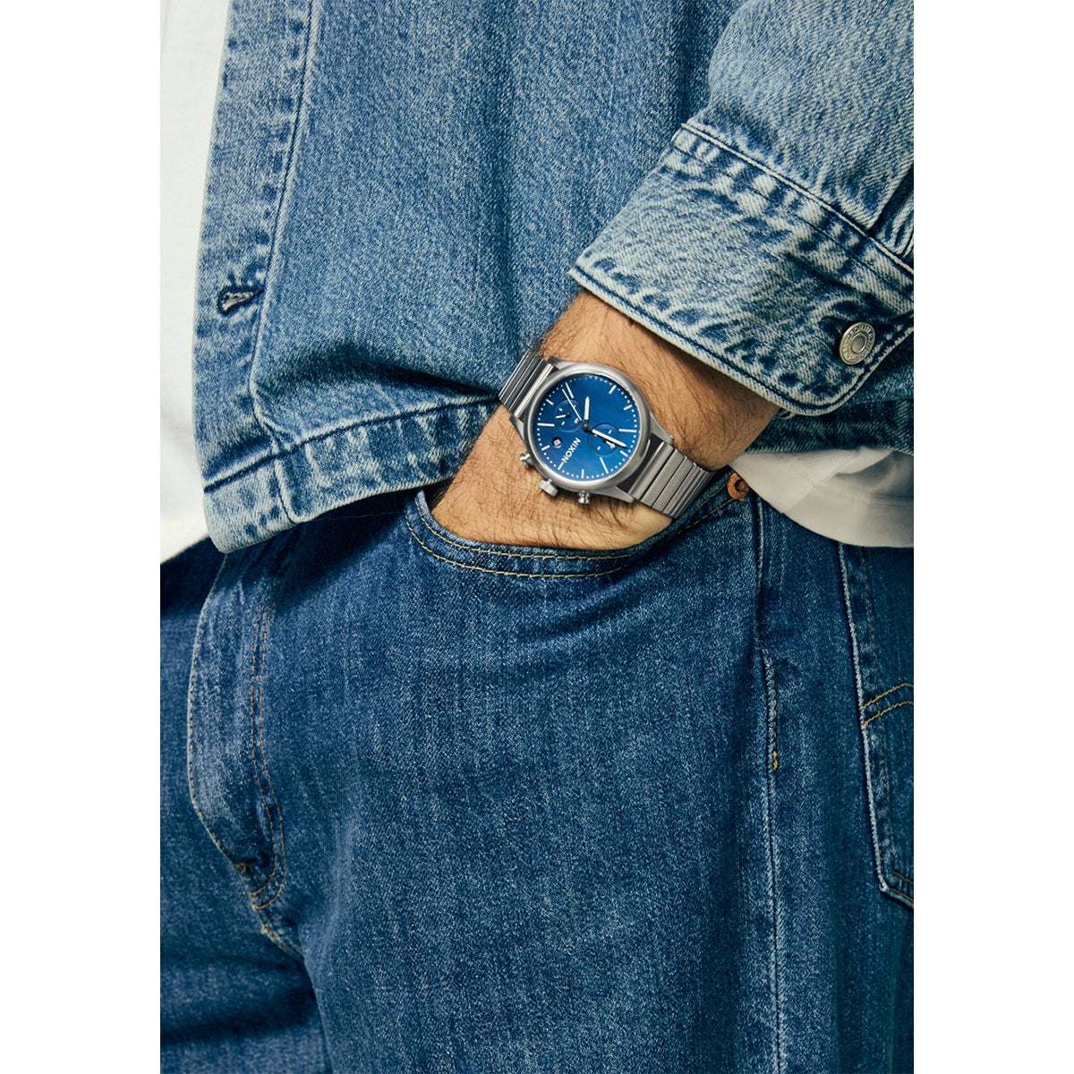 Nixon Station Chrono Watch in Silver/Indigo Boardertown
