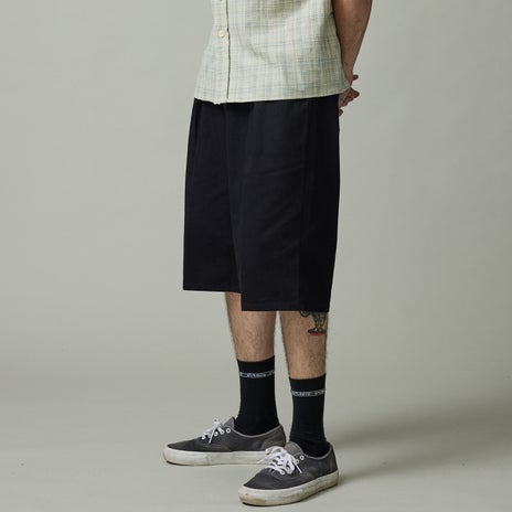 Passport Herringbone Leagues Club Short in Black
