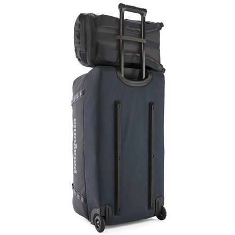Patagonia Black Hole Pack 25L in Basin Green
