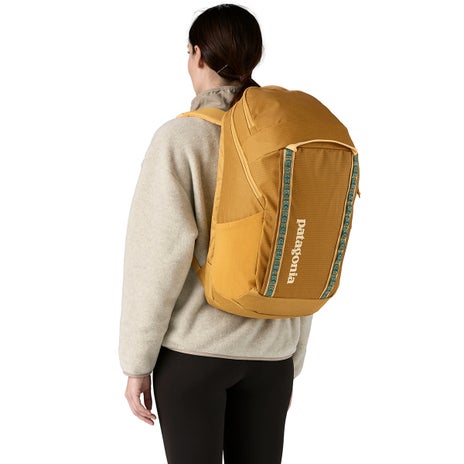 Patagonia Black Hole Pack 32L in Pufferfish Gold/Beeswax Tan
