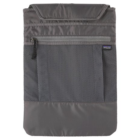 Patagonia Refugio Day Pack 26L in Black