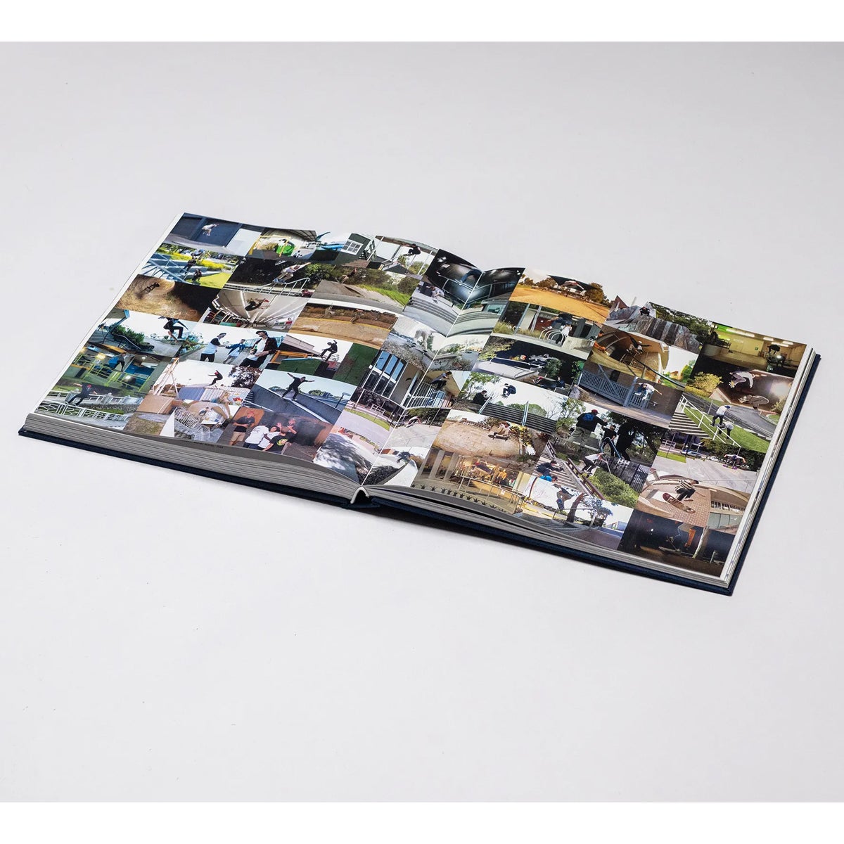 Pause - A Book by Chris Middlebrook in Assorted | Boardertown