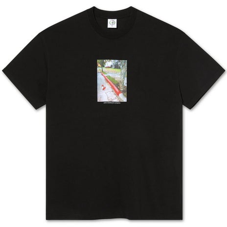 Polar Red Curb Tee in Black