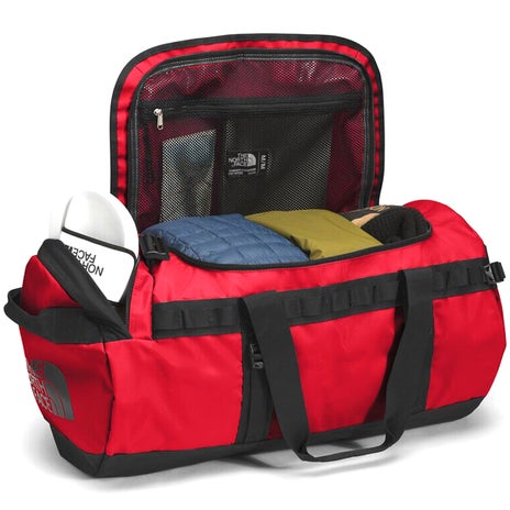 The North Face Base Camp Duffel M in Red/Black