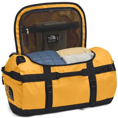 The North Face Base Camp Duffel S in Summit Gold/Black