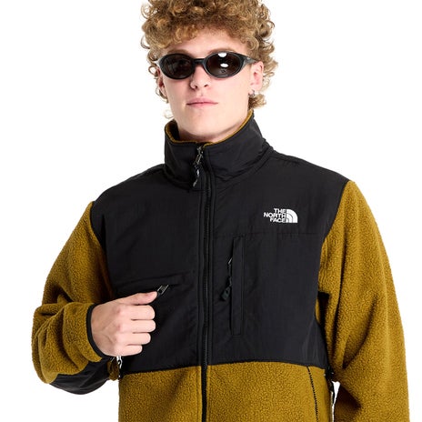 The North Face Retro Denali Jacket in Moss Green/Black